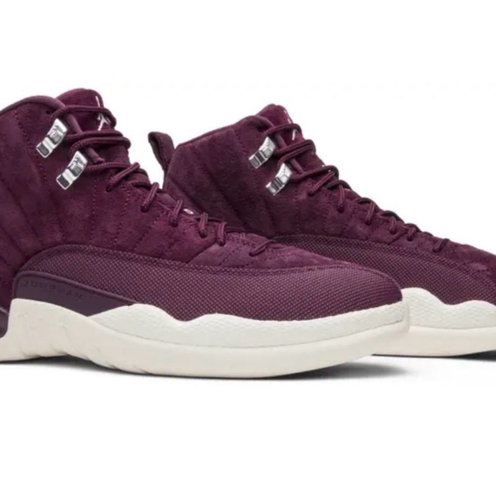 Air Jordan 12 Retro Bordeaux